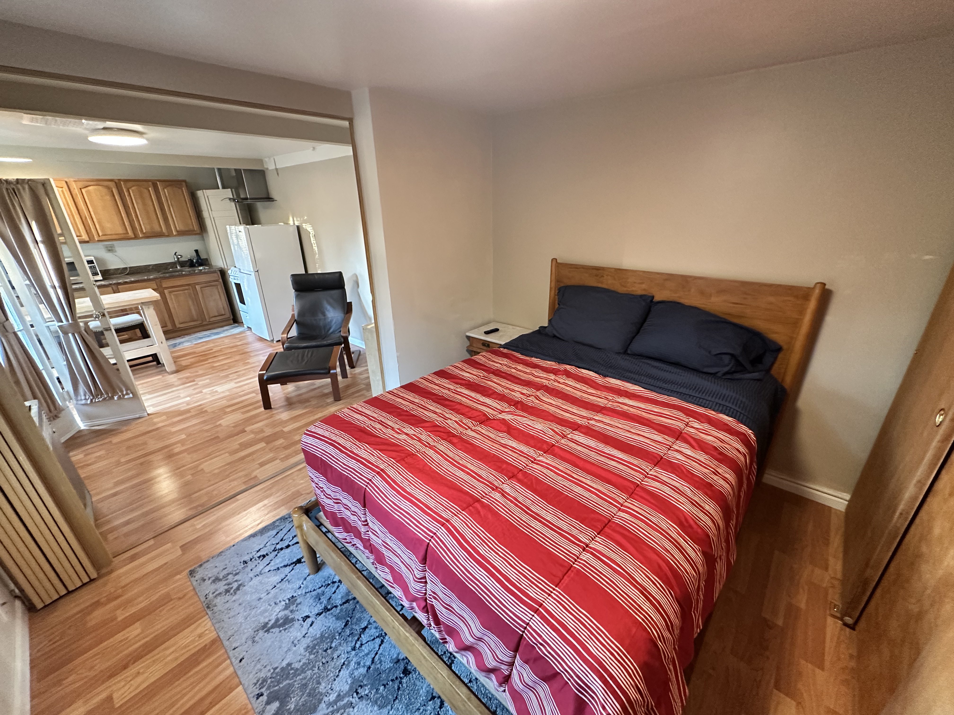 Garden studio kitchen view 13